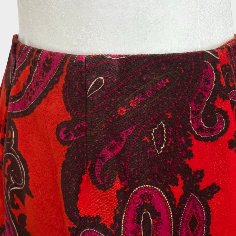 Talbots Red Black Paisley Velvet Pencil Skirt Size 8 - Picture 9 of 10